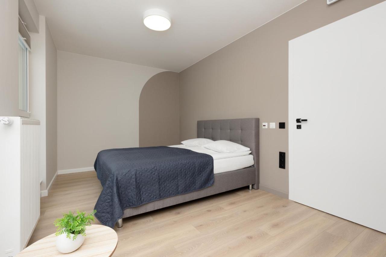 Aparthotel Mokotow Business Center By Noclegi Renters Varsavia Esterno foto