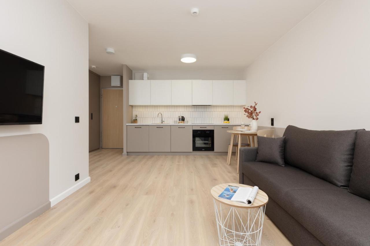 Aparthotel Mokotow Business Center By Noclegi Renters Varsavia Esterno foto