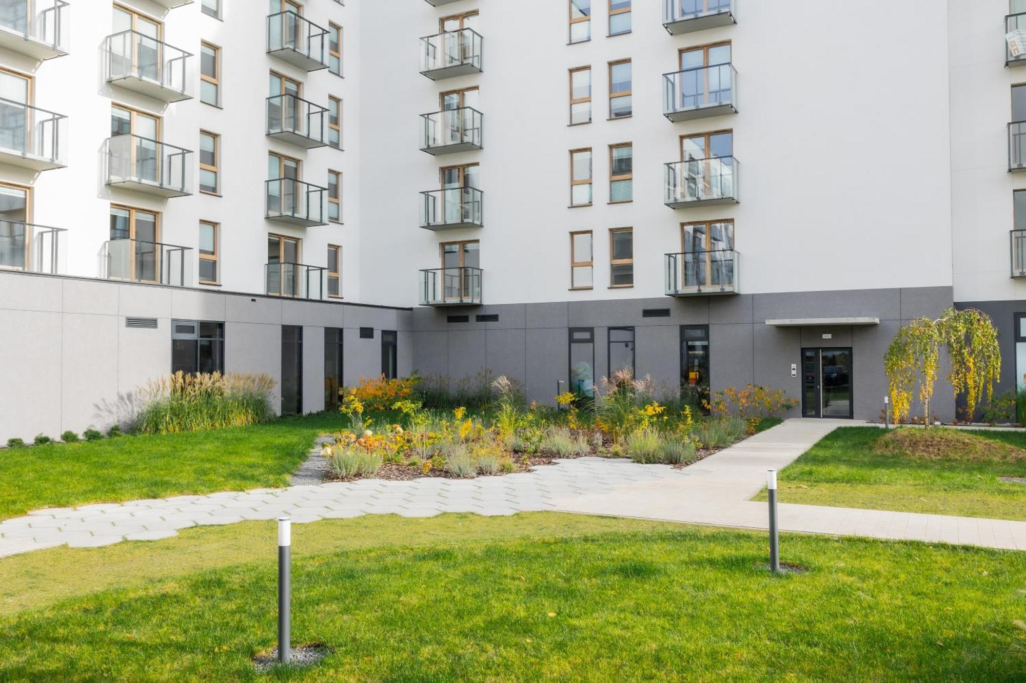 Aparthotel Mokotow Business Center By Noclegi Renters Varsavia Esterno foto